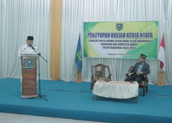 PJ BUPATI HULU SUNGAI SELATAN MENUTUP SECARA RESMI KULIAH KERJA NYATA (KKN) SEKOLAH TINGGI AGAMA ISLAM (STAI) DARUL ULUM KANDANGAN ANGKATAN XXV