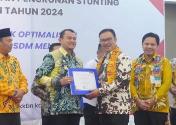 PENJABAT BUPATI HSS DRS. H. HERMANSYAH, MM, HADIRI RAKERDA PROGRAM BANGGA KENCANA DAN PENURUNAN STUNTING: KOMITMEN KUAT UNTUK KESEHATAN MASYARAKAT