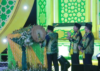 PJ. BUPATI HSS HADIRI PEMBUKAAN MTQ NASIONAL TINGKAT PROVINSI KALSEL KE 35 DI BUMI RUHUI RAHAYU KAB.TAPIN