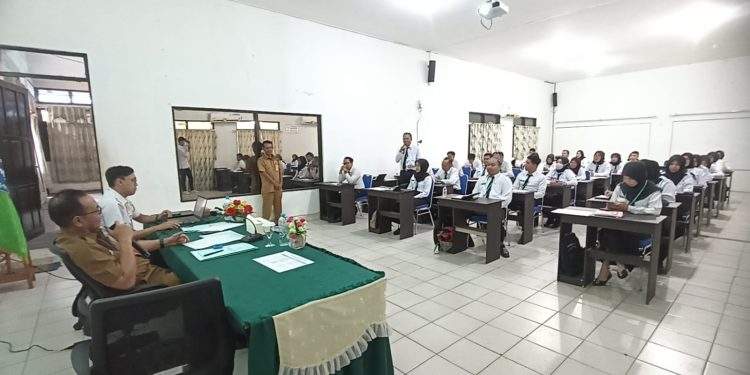 SEKDA BERIKAN MATERI ORIENTASI PADA PULUHAN PPPK ANGKATAN V TAHUN 2024