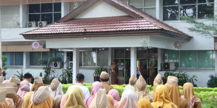 PEMKAB HSS GELAR APEL GABUNGAN