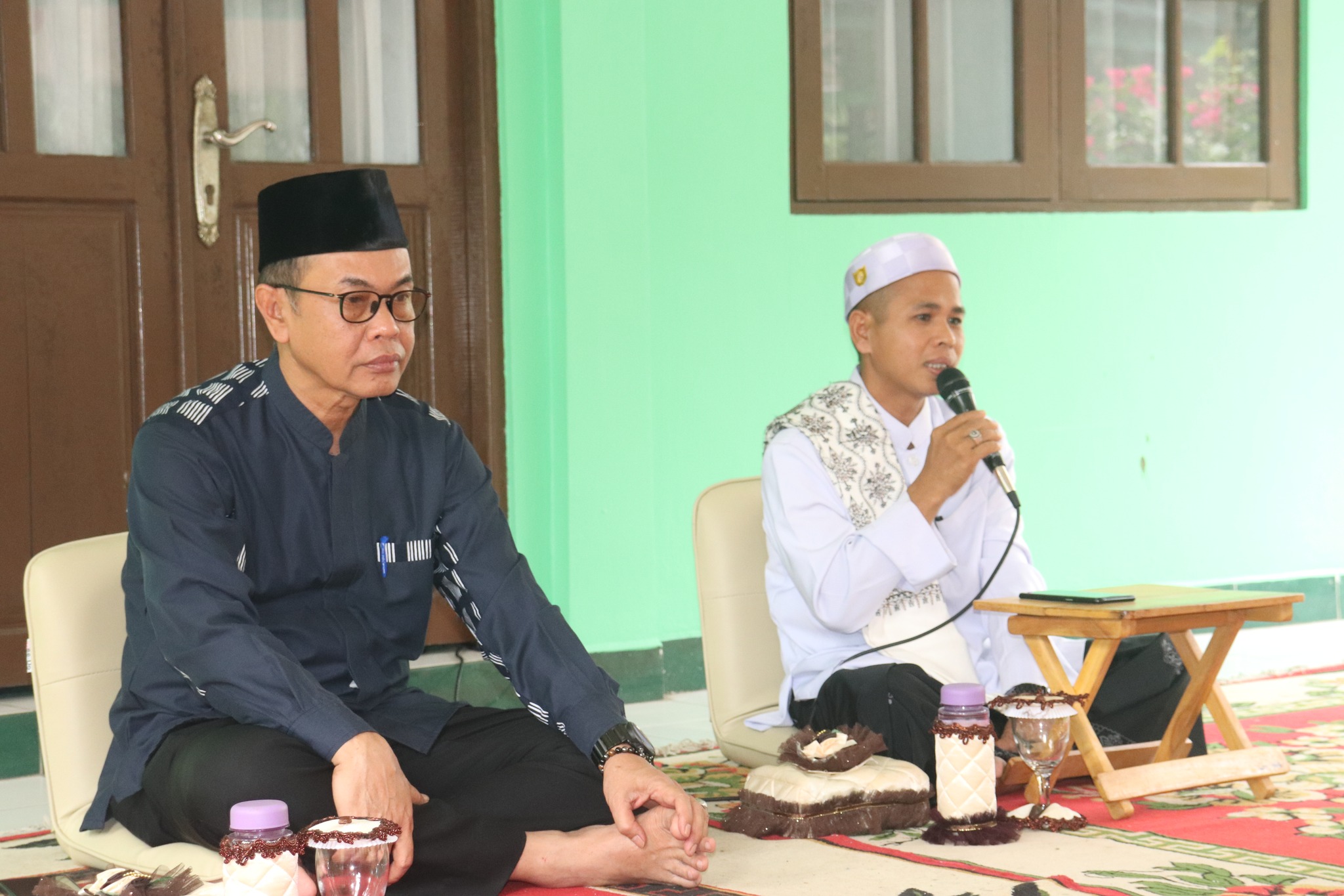 SEKDA IKUTI KHATAMAN AL-QUR’AN RUTIN YANG HADIRKAN USTADZ DARBI SEBAGAI PENCERAMAH