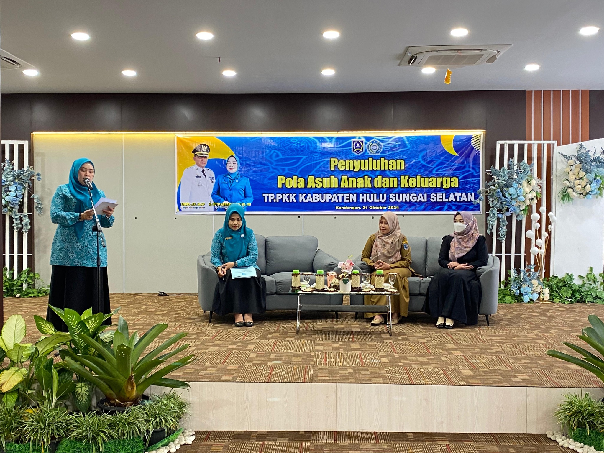 TINGKATKAN INFORMASI TENTANG POLA ASUH DAN PEMBINAAN ANAK, PJ KETUA TP PKK BUKA KEGIATAN PENYULUHAN