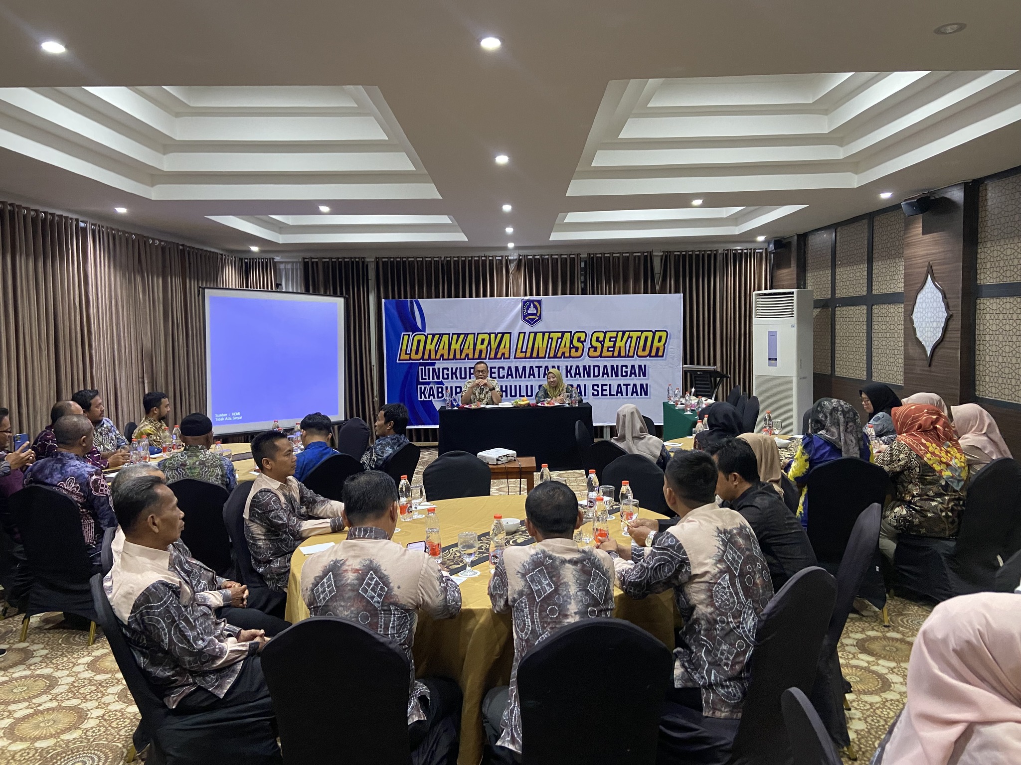 SEKDA BUKA ACARA LOKAKARYA LINTAS SEKTOR LINGKUP KECAMATAN KANDANGAN