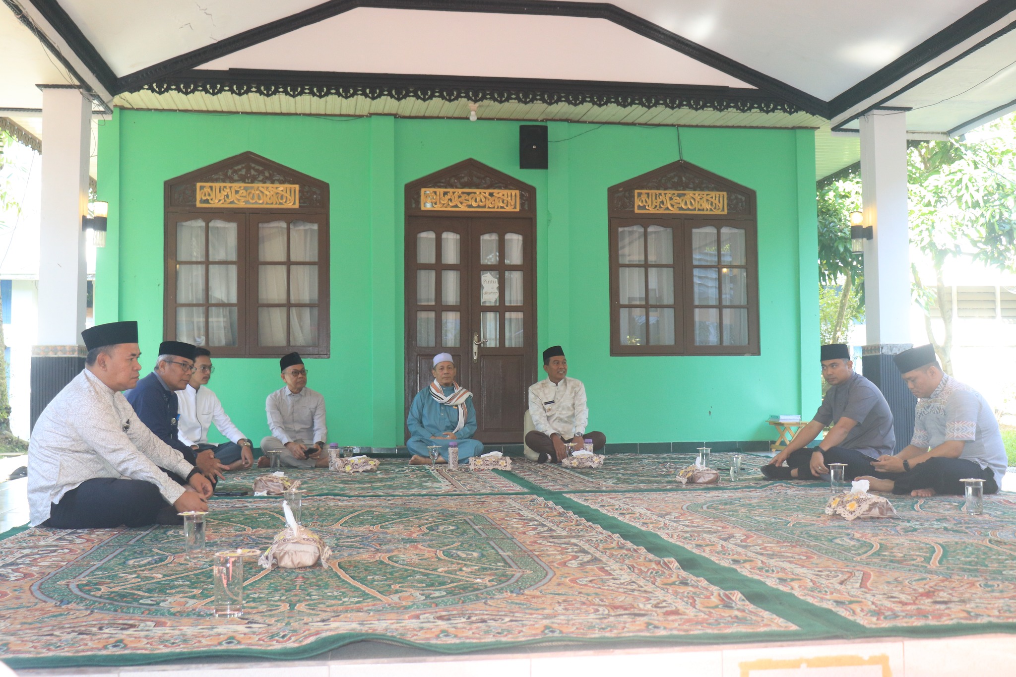 KHATAMAN AL-QUR’AN DAN TAUSYIAH KEUTAMAAN SHOLAWAT WARNAI PENGAJIAN RUTIN SETDA HSS