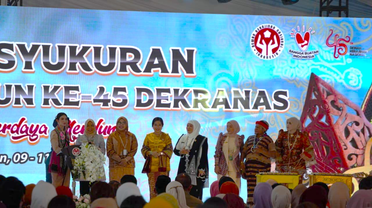 DEKRANASDA KAB. HSS TAMPIL DI PUNCAK HUT DEKRANAS KE-45 DI BALIKPAPAN, BAWA PRODUK UNGGULAN BANUA