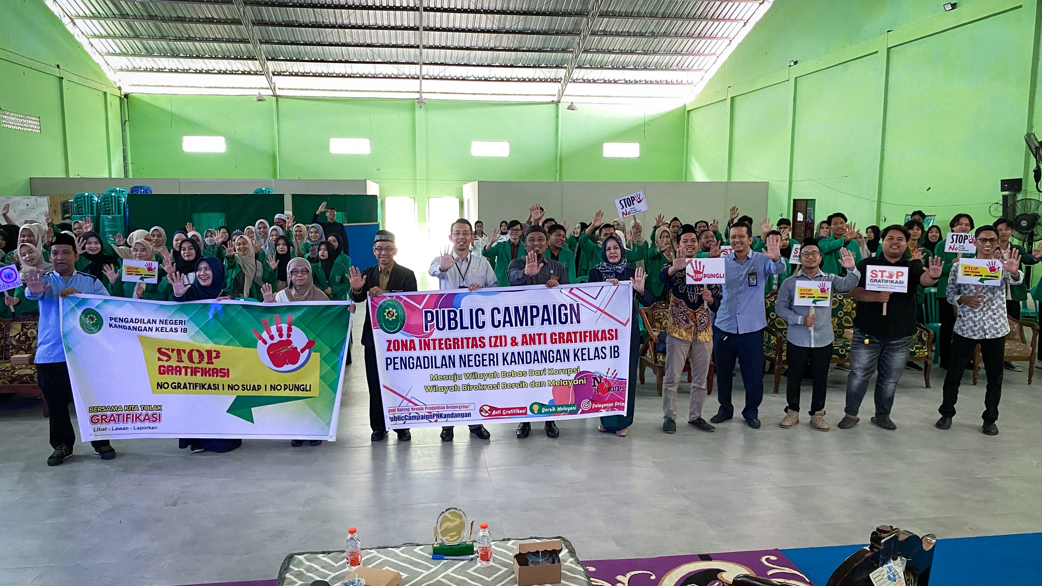 PENGADILAN NEGERI KANDANGAN GELAR “GOES TO CAMPUS” DI IAI DARUL ULUM KANDANGAN: PERKUAT SINERGI DAN LUNCURKAN INOVASI PELAYANAN