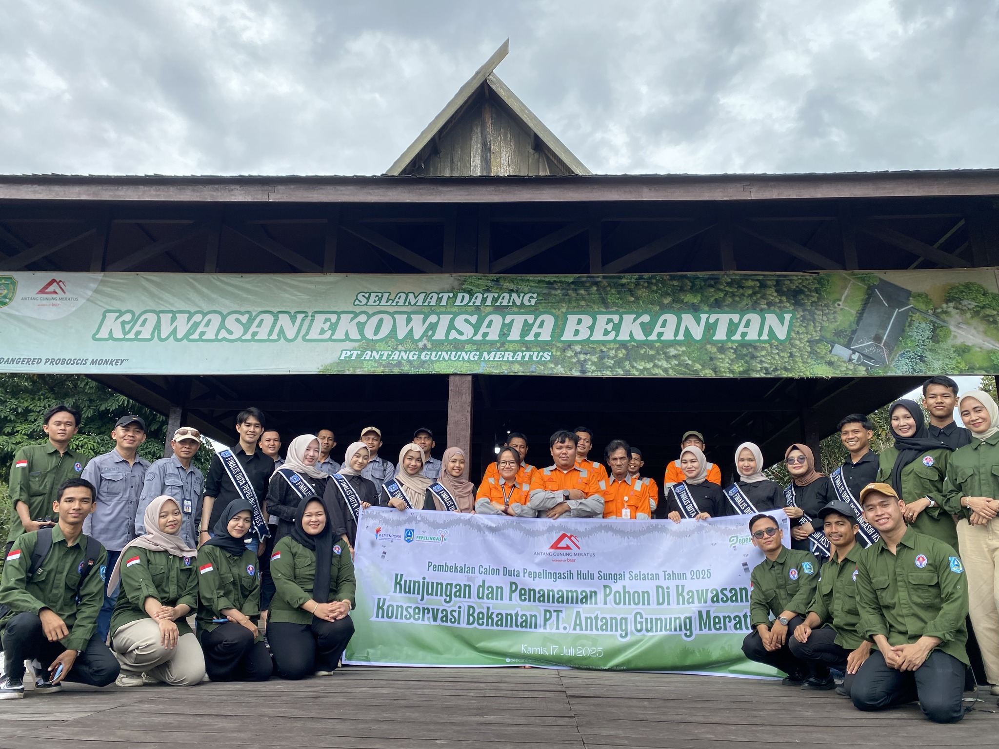 SEMANGAT PEDULI ALAM: FINALIS PEPELINGASIH MENYUSURI HABITAT BEKANTAN