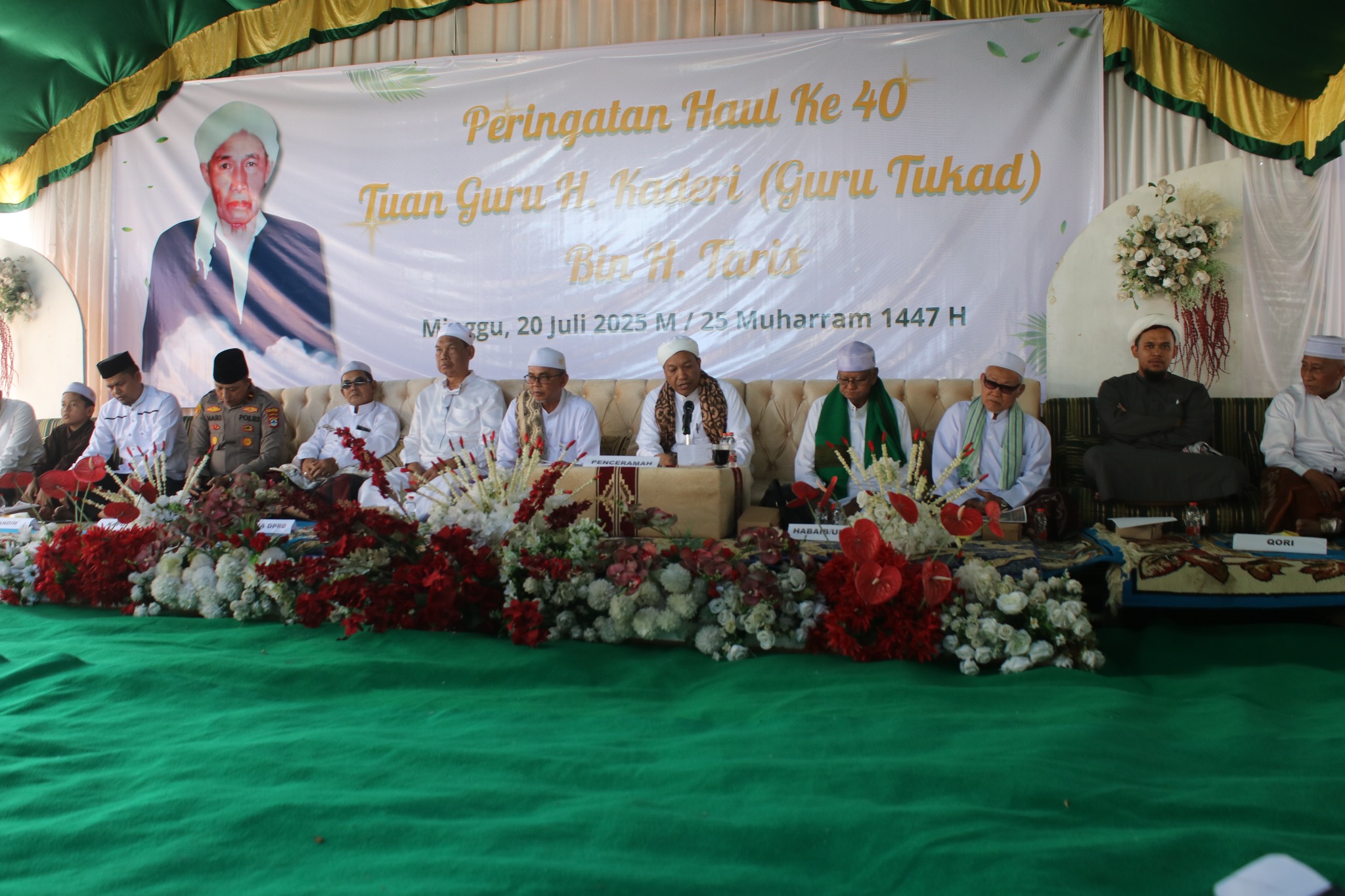 WAKIL BUPATI HSS HADIRI PERINGATAN HAUL KE-40 TUAN GURU H. KADRI (H. TUKAD) BIN H. TARIS DI DESA LONGAWANG