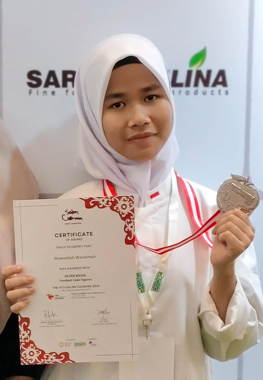 RAIH MEDALI PERAK DI AJANG DUNIA, MAWADDAH WARAHMAH SISWI SLBN KANDANGAN UKIR PRESTASI UNTUK INDONESIA