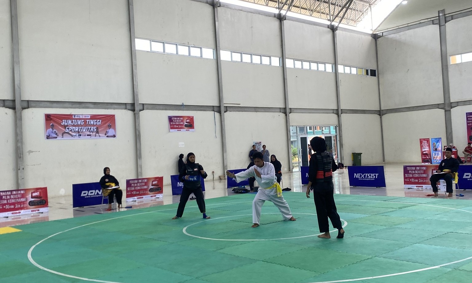 KEJUARAAN PENCAK SILAT BUPATI CUP 2025 RESMI DIGELAR DI HULU SUNGAI SELATAN