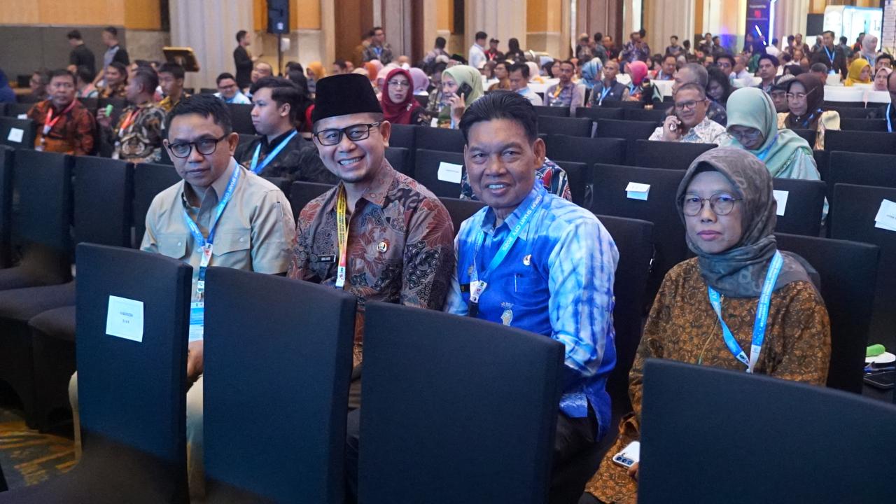 SINERGI UNTUK KOTA CERDAS, WABUP HSS HADIRI RAKORNAS KOMINFO DAN FORUM SMART CITY