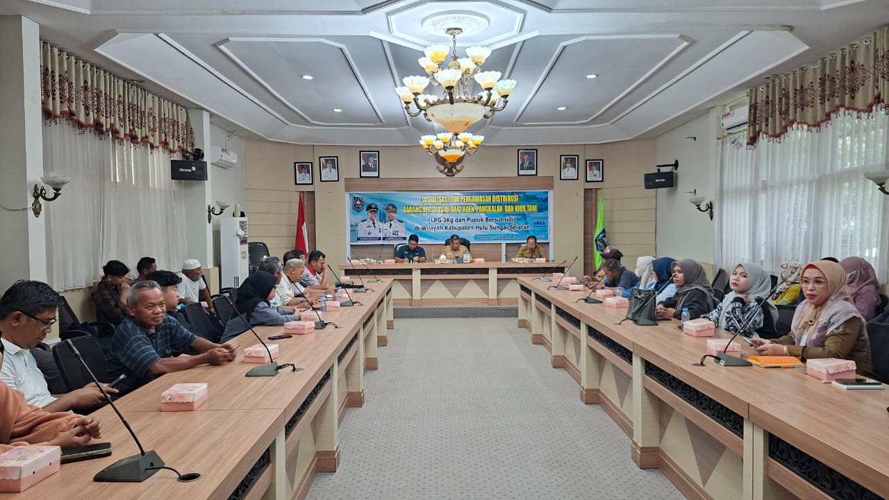 CEGAH KELANGKAAN DAN KENAIKAN HARGA, PEMKAB HSS SOSIALISASIKAN PENGAWASAN DISTRIBUSI BARANG BERSUBSIDI