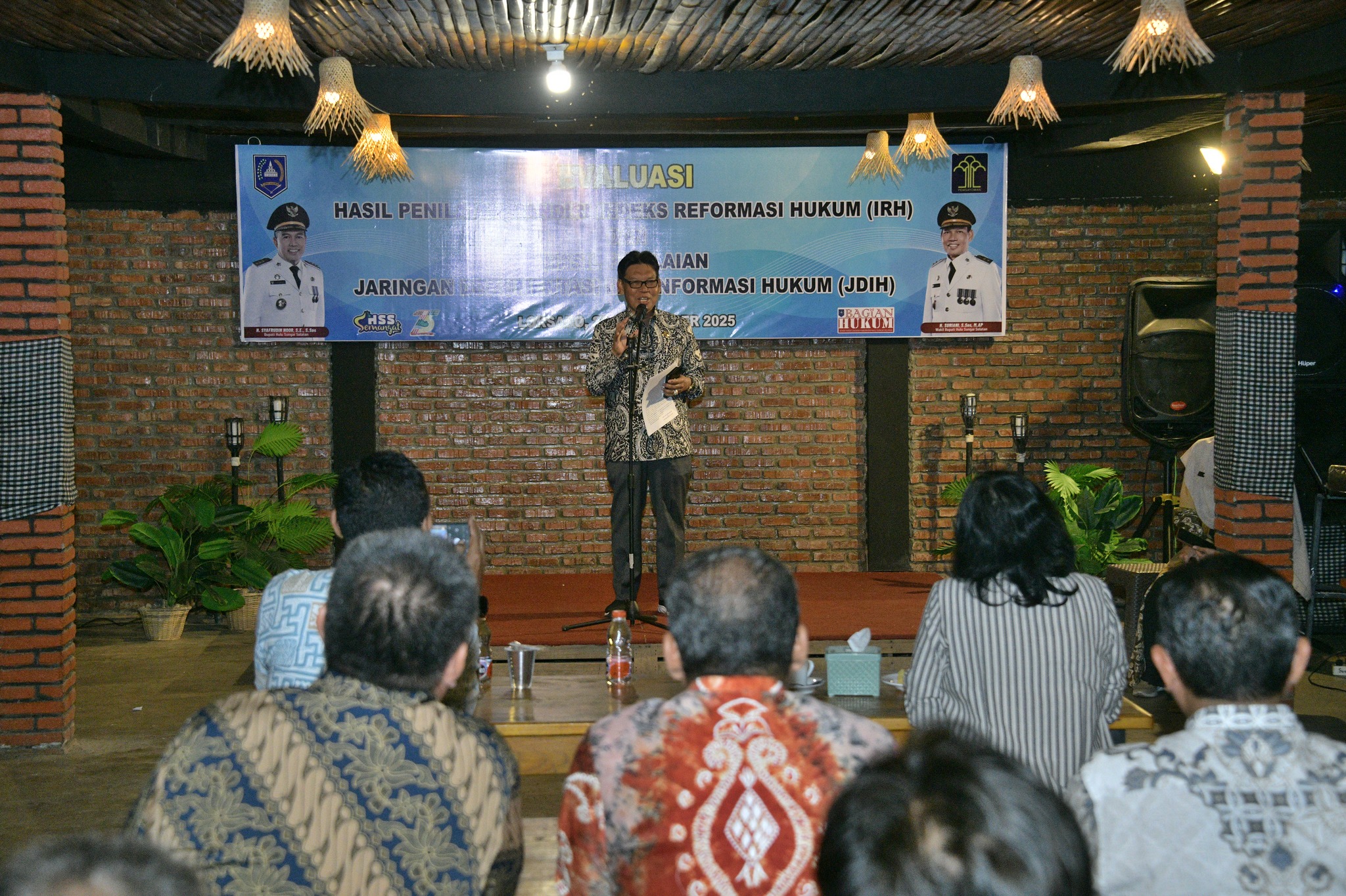 WABUP HULU SUNGAI SELATAN DORONG PENGUATAN REFORMASI HUKUM DAN TRANSPARANSI MELALUI EVALUASI IRH DAN JDIH 2025