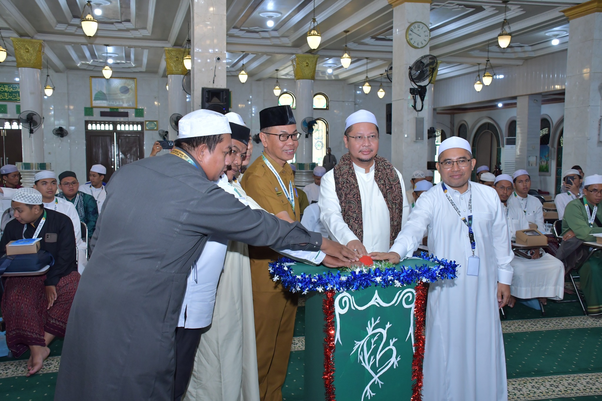 SEKDA HSS BUKA BAHTSUL MASAIL 2025 DI PONPES DALAM PAGAR KANDANGAN