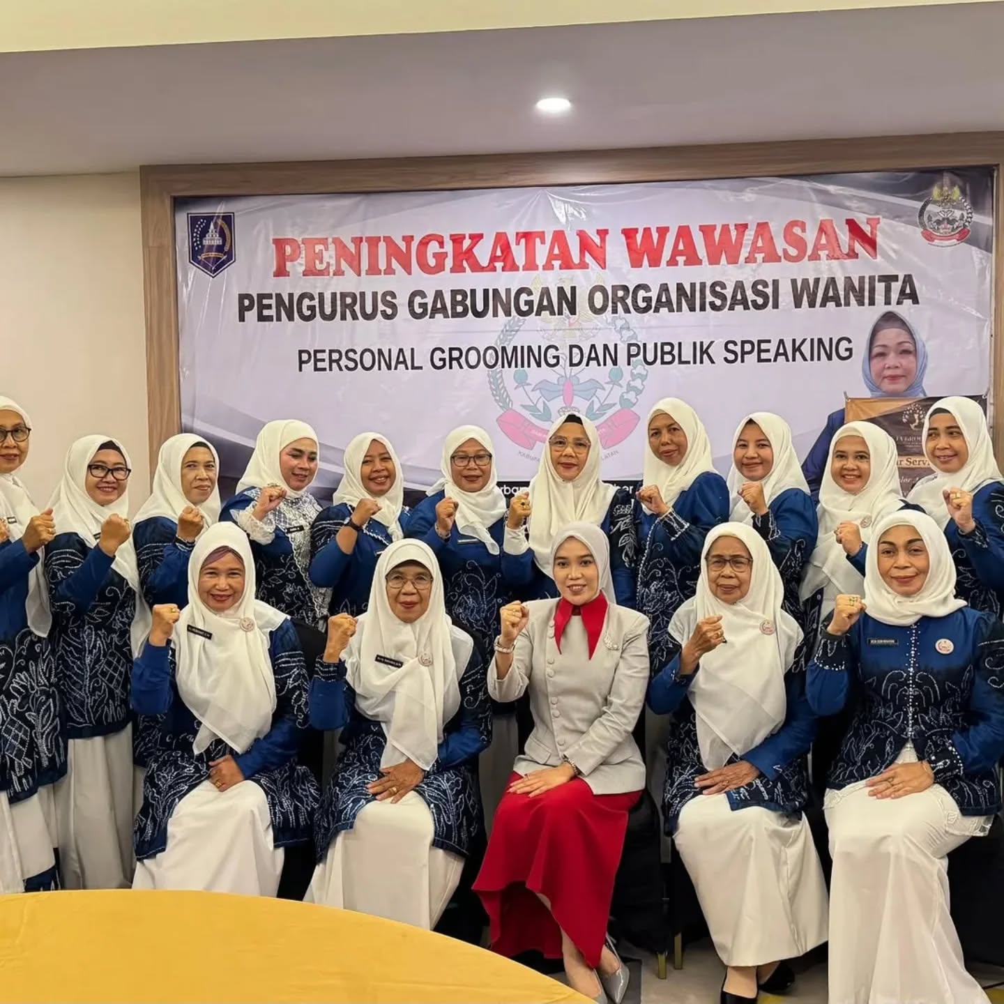 TINGKATKAN KUALITAS DIRI, GOW SELENGGARAKAN PELATIHAN PERSONAL GROOMING DAN PUBLIC SPEAKING