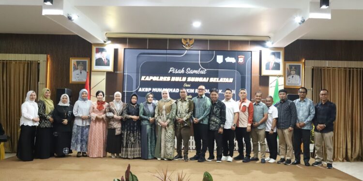 PEMKAB HSS GELAR PISAH SAMBUT KAPOLRES, BUPATI APRESIASI SINERGI KAMTIBMAS