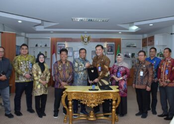 SINERGI PERANGI NARKOBA, PEMKAB HSS DAN BNNP KALSEL RESMI JALIN KESEPAKATAN P4GN