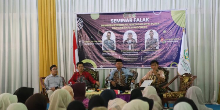 SAMBUT BULAN SUCI RAMADAN, IAI DARUL ULUM KANDANGAN GELAR SEMINAR FALAK