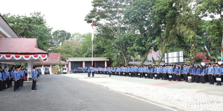 PIMPIN APEL KESADARAN NASIONAL, BUPATI HSS TEKANKAN DISIPLIN DAN INTEGRITAS ASN