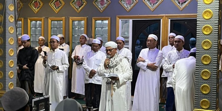 WAKIL BUPATI HSS HADIRI HAUL DAN MANAQIB KHADIJATUL KUBRO DI MAJELIS AN NOOR PIHANIN