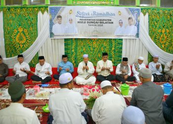 BUPATI DAN WAKIL BUPATI HSS HADIRI SAFARI RAMADHAN PEMKAB HSS DI KECAMATAN PADANG BATUNG