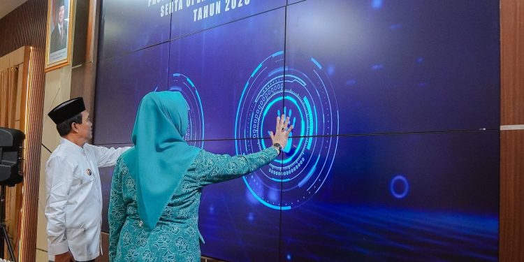 BUPATI HSS LAUNCHING PROGRAM BUDAYA SEKOLAH AMAN DAN NYAMAN SERTA DESA/KELURAHAN ODF