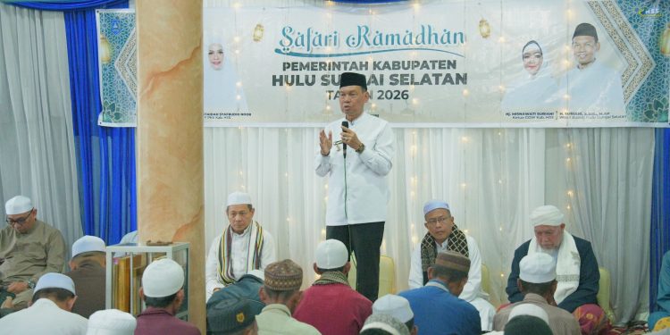 WABUP HSS HADIRI SAFARI RAMADHAN DI MASJID SABILAL MUTAQQIN, PERKUAT KEBERSAMAAN DENGAN MASYARAKAT