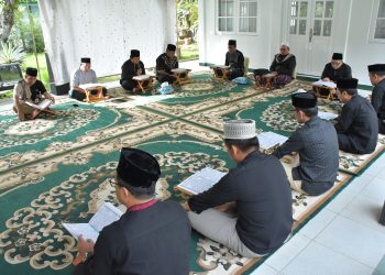 PENGAJIAN RAMADHAN DAN KHATAMAN AL-QUR’AN SETDA HSS, DIWARNAI PEMBAHASAN ZAKAT FITRAH