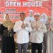 BUPATI HSS HADIRI OPEN HOUSE IDUL FITRI KETUA DPRD, PERERAT SILATURAHMI DENGAN MASYARAKAT