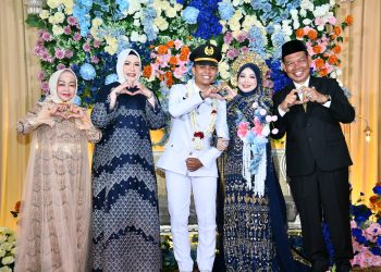 KETUA TP PKK HSS HADIRI PROSESI BINTANG ASTA BRATA