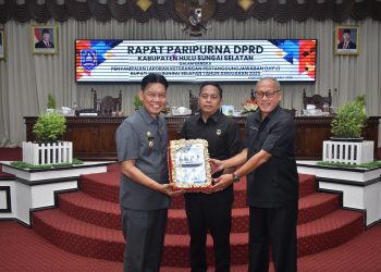 RAPURNA DPRD HSS SERAHKAN REKOMENDASI LKPJ 2025, PEMKAB PERKUAT KOMITMEN EKONOMI INKLUSIF