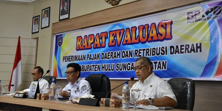 PEMKAB HSS GELAR RAPAT EVALUASI PAJAK DAN RETRIBUSI, DORONG OPTIMALISASI PAD 2026