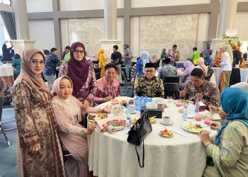 WAKIL BUPATI HSS HADIRI RESEPSI PERNIKAHAN PUTRI BUPATI HST