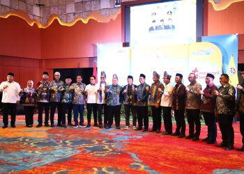 BUPATI HSS HADIRI SEMINAR NASIONAL SINERGI BPK DAN PEMANGKU KEPENTINGAN UNTUK MEMBANGUN BANUA