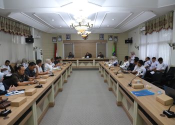 PEMKAB HSS GELAR RAKOR TERBATAS EVALUASI DAMPAK GEOPOLITIK TERHADAP PROYEK PEMBANGUNAN DAERAH