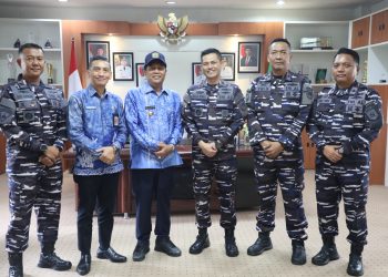 BUPATI HSS TERIMA KUNJUNGAN DANLANAL BANJARMASIN, BAHAS PERSIAPAN HUT ALRI DIVISI IV PERTAHANAN KALIMANTAN YANG KE 77 TAHUN