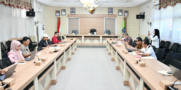 PEMKAB HSS BAHAS PENYEMPURNAAN ATURAN PERJALANAN DINAS