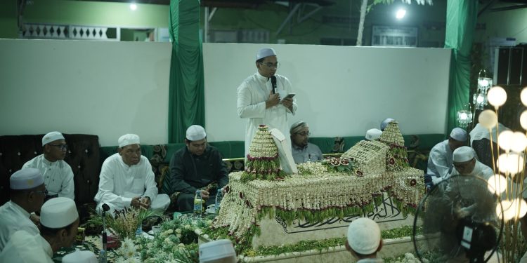 WABUP HSS HADIRI HAUL KE-2 ABUYA KH. SAIFUL ISLAMY