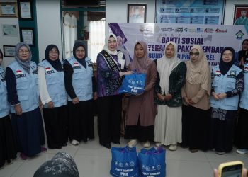 KEPEDULIAN YANG MENGUATKAN, 500 PAKET SEMBAKO UNTUK KADER PKK DAN PENDIDIK PAUD DI HSS