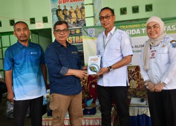 BUKA PELATIHAN PESTISIDA TERBATAS, SEKDA HARAPKAN BISA TINGKATKAN KAPASITAS PETANI