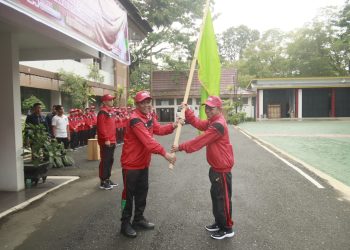 KONTINGEN HSS SIAP BERTARUNG DI POPDA 2026, BUPATI LEPAS DENGAN SEMANGAT JUANG TINGGI