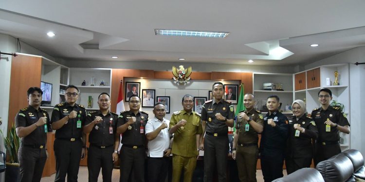 KAJARI BARU HULU SUNGAI SELATAN SILATURAHMI KE BUPATI, PERKUAT SINERGI DAN KEARIFAN LOKAL