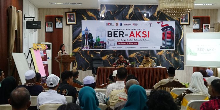 PEMKAB HSS PERKUAT BUDAYA ANTIKORUPSI MELALUI BIMTEK PEMBERDAYAAN MASYARAKAT