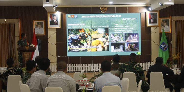 SINERGI TNI DAN PEMKAB HSS LEWAT TMMD KE-128 BERHASIL PERCEPAT PEMBANGUNAN DESA