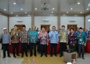 WABUP HSS BUKA SEMINAR SEJARAH KEPAHLAWANAN, TANAMKAN NILAI JUANG TUMENGGUNG ANTALUDDIN DAN DATU DURABU KEPADA GENERASI MUDA