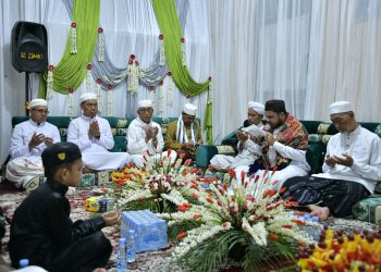 WABUP HSS HADIRI HAUL KE-8 KH. MUHAMMAD ABDUL MUZIB JAZULY, PERKUAT SILATURAHMI DAN TELADANI PERJUANGAN ULAMA