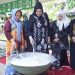 PEMKAB HSS PERINGATI HARI ASYURA DENGAN PENYERAHAN SANTUNAN ANAK YATIM
