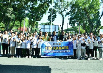 BUPATI HSS LEPAS KONTINGEN FORKI MENUJU KEJUARAAN KARATE SHUKAIDO BORNEO II SE-KALIMANTAN