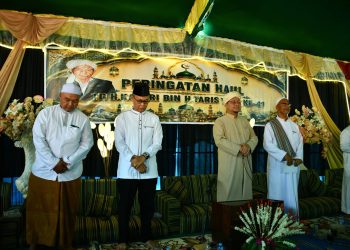 SEKDA HSS HADIRI HAUL KE-41 TUAN GURU H. KADERI BIN H. TARIS DI DESA LONGAWANG
